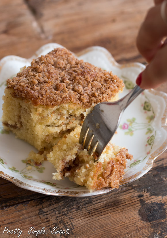 Cinnamon Streusel Coffee Cake | Pretty. Simple. Sweet.