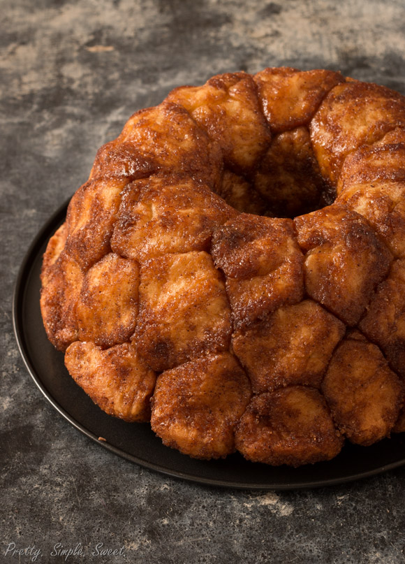 Brown Sugar Cinnamon Monkey Bread ⋆ Real Housemoms