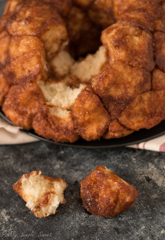 Brown Sugar Cinnamon Monkey Bread ⋆ Real Housemoms