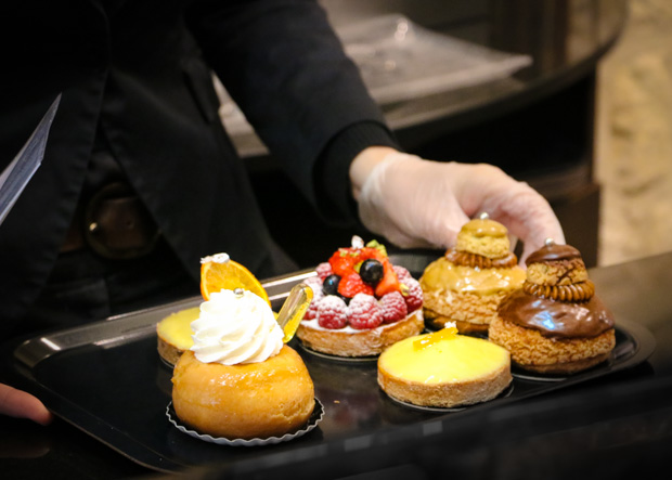 A Guide to The Best Bakeries and Pastry Shops in Paris | prettysimplesweet.com