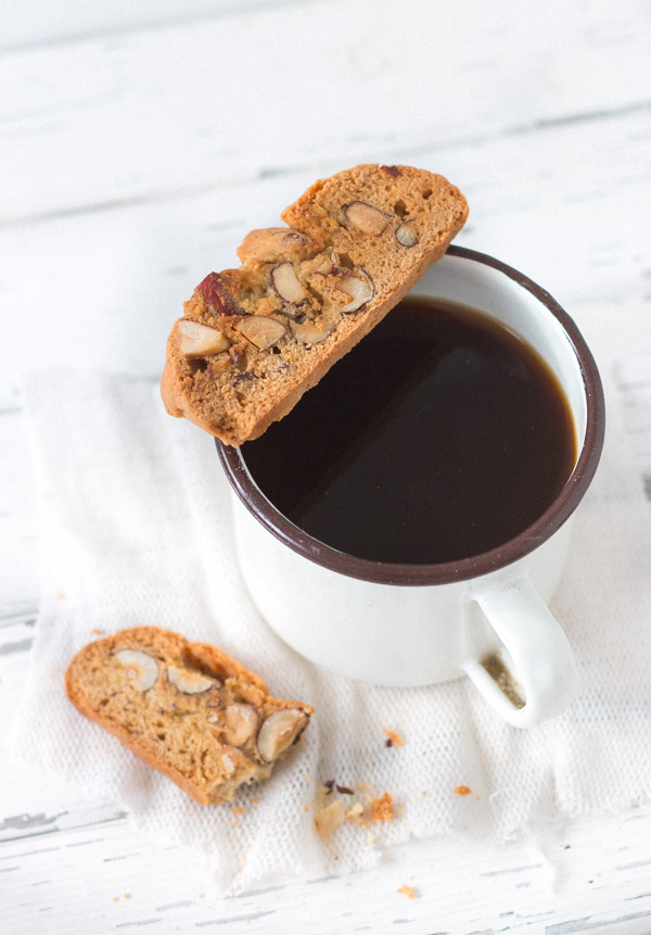 Almond Biscotti | prettysimplesweet.com