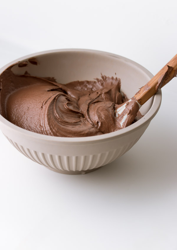 Simple deals chocolate frosting