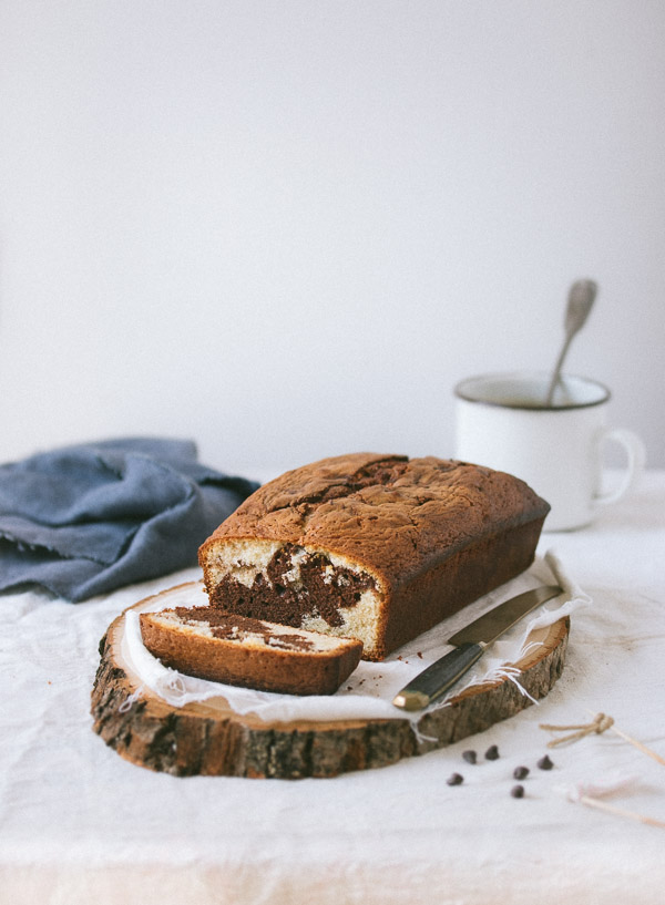 Easy Chocolate and Vanilla Marble Cake | prettysimplesweet.com