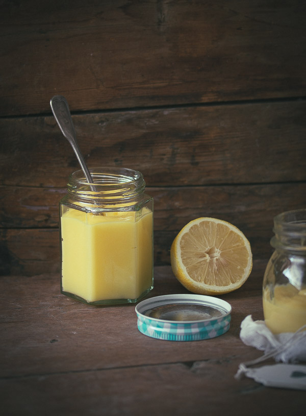 Homemade Lemon Curd | prettysimplesweet.com