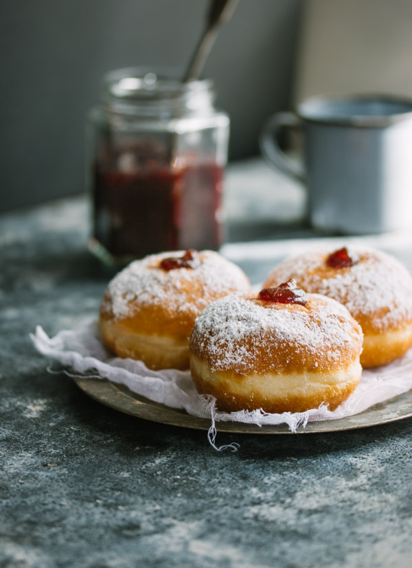 An old-fashioned recipe for soft jelly doughnuts| prettysimplesweet.com