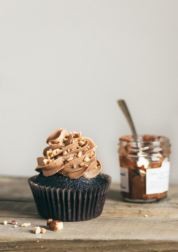 Moist chocolate cupcakes with a creamy dreamy Nutella frosting. | prettysimplesweet.com