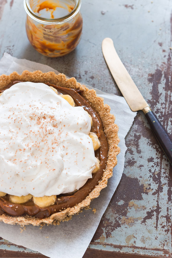 No-Bake Banoffee (bananas and toffee) Pie | prettysimplesweet.com