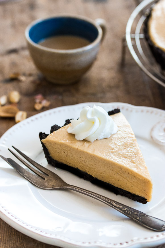 Dreamy, creamy classic peanut butter pie made of chocolate cookie crust and a fluffy peanut butter mousse filling. | prettysimplesweet.com