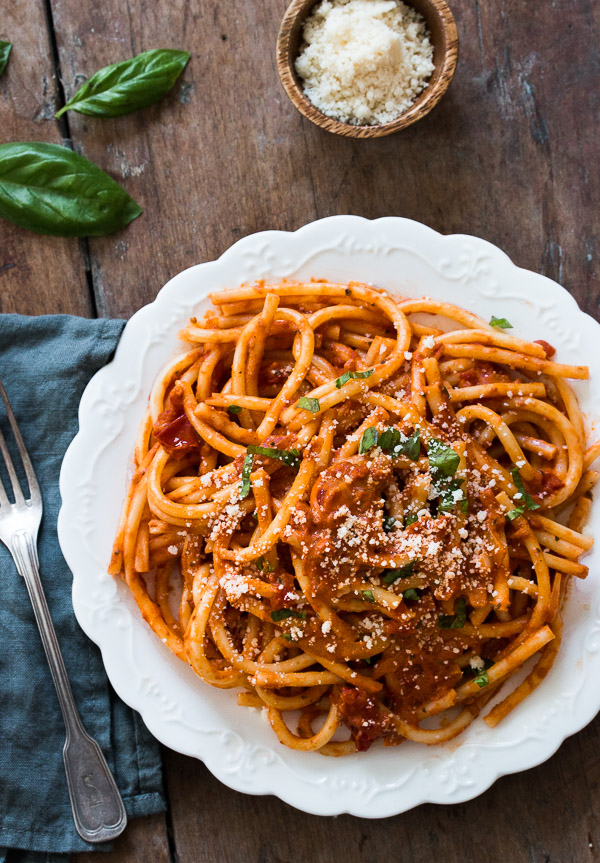 Creamy Pasta and Tomato Sauce Recipe