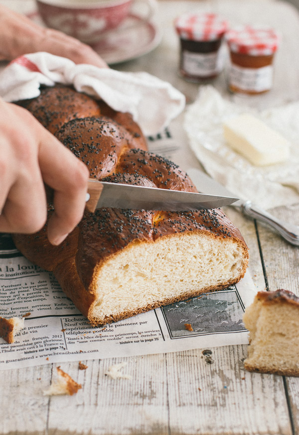 Simple Sweet Challah Bread