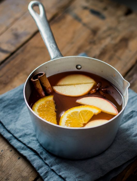 Mulled Apple Cider (with or without wine)
