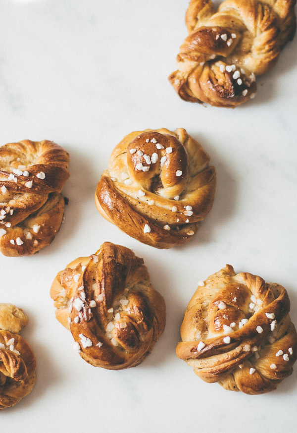 Swedish Cinnamon Buns (Kanelbullar) - Pretty. Simple. Sweet.