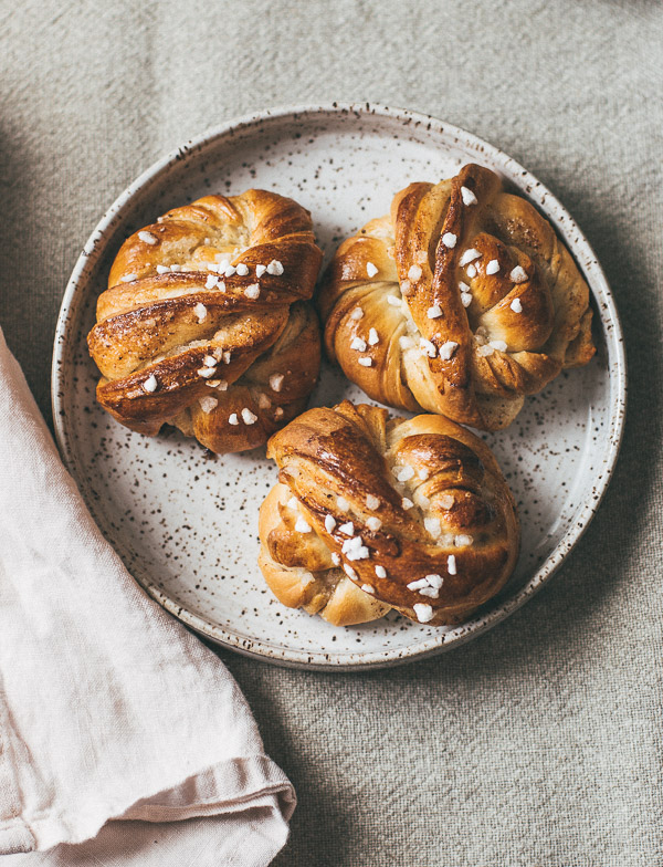 Swedish Cinnamon Buns (Kanelbullar) - Pretty. Simple. Sweet.