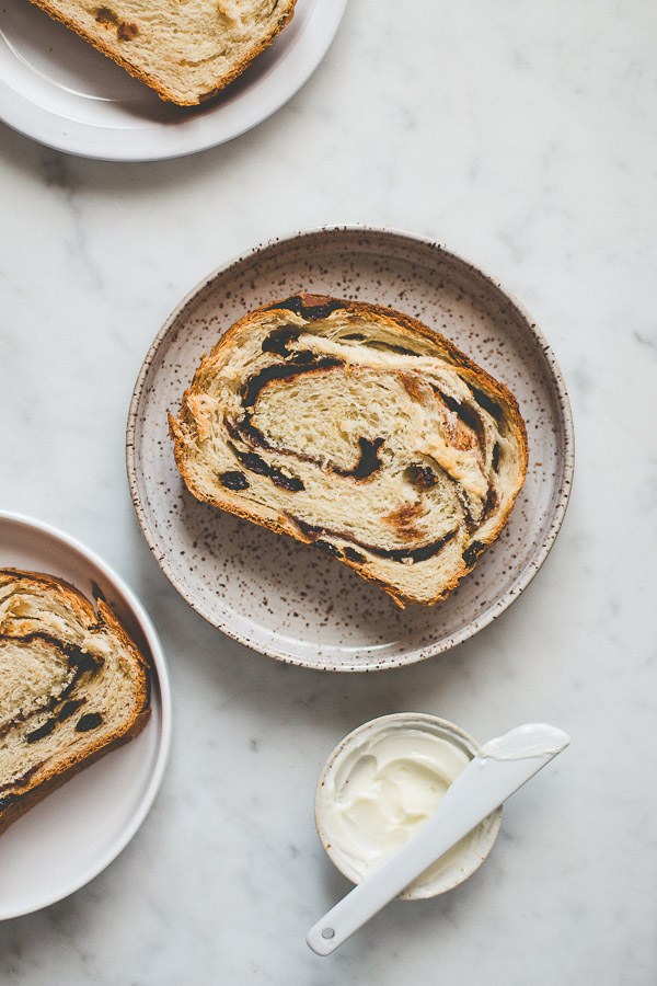 Cinnamon Raisin Swirl Bread - Pretty. Simple. Sweet.