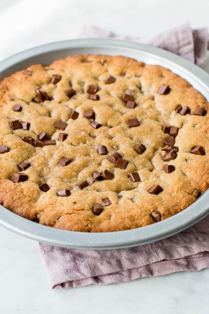 Giant pan cookie recipe