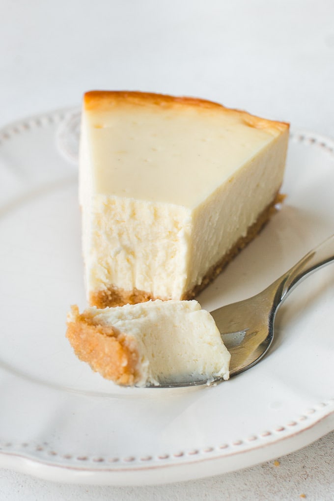 Rich & Creamy New York Cheesecake - WITH VIDEO