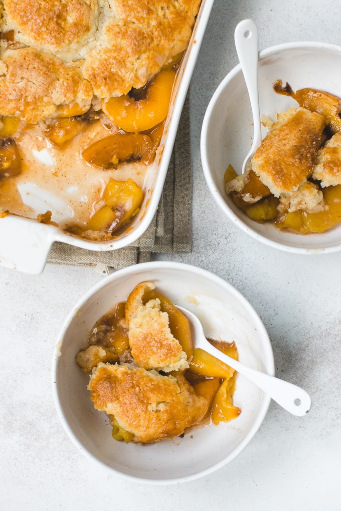 How do you make a peach cobbler with fresh peaches Easy Peach Cobbler Recipe Made From Scratch With Canned Peaches