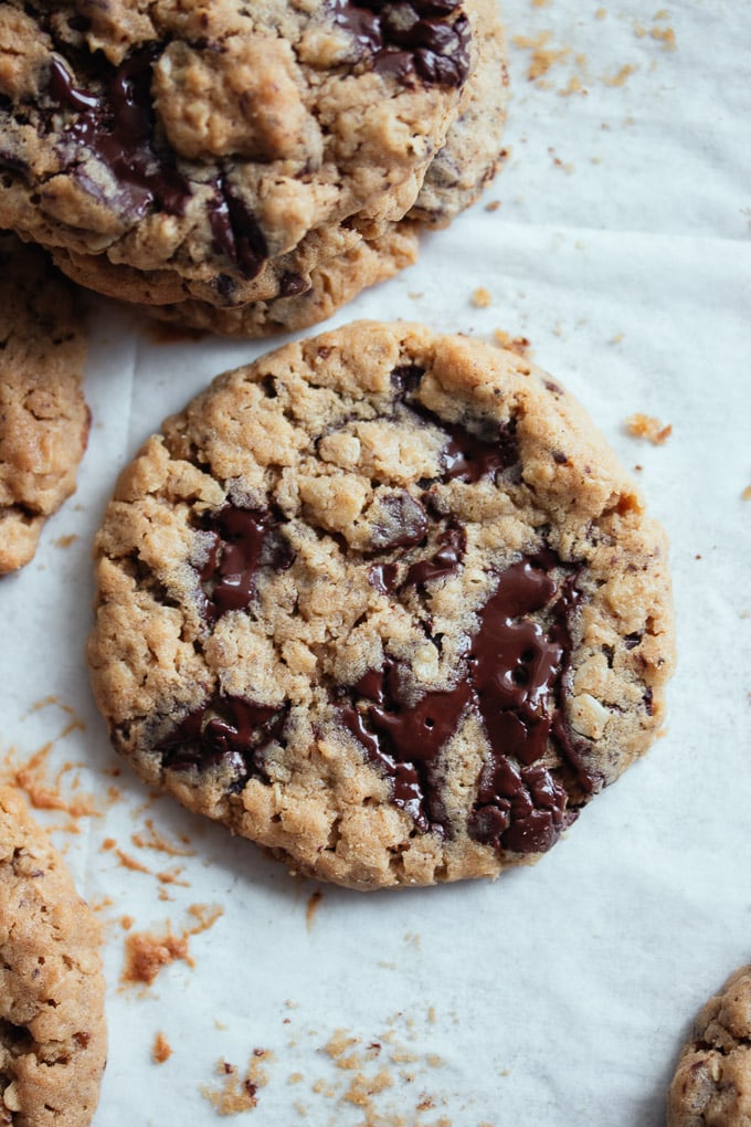 Peanut Butter Oatmeal Chocolate Chip Cookies - Pretty. Simple. Sweet.