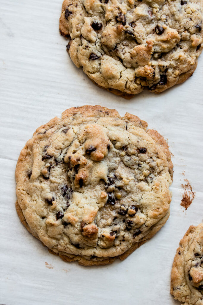 Chewy Giant Chocolate Chip Cookies - Pretty. Simple. Sweet.