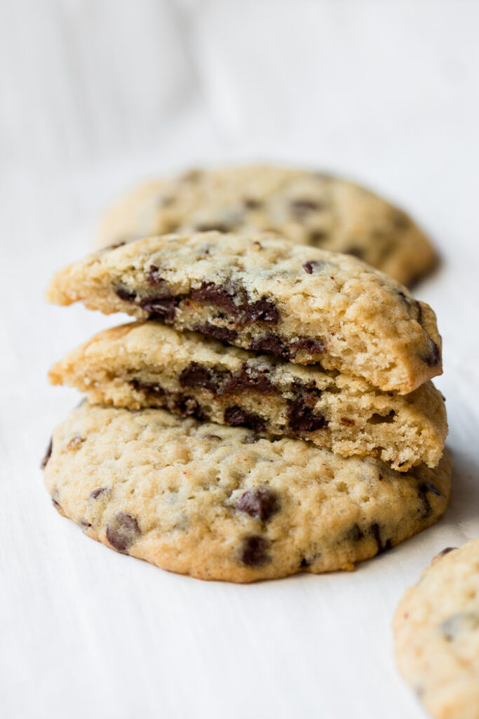 Amazing Banana Chocolate Chip Cookies - Pretty. Simple. Sweet.