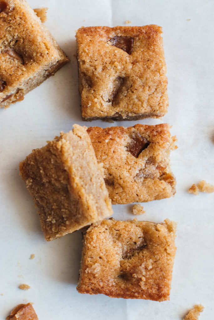 Caramel Apple Blondies