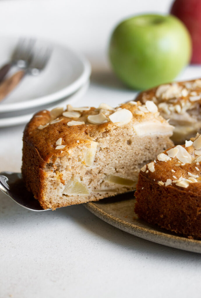 Easy Apple Cake