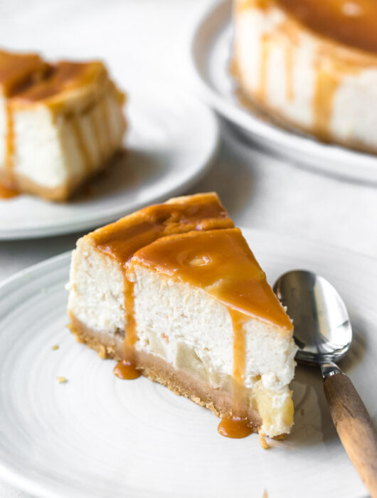 caramel apple cheesecake