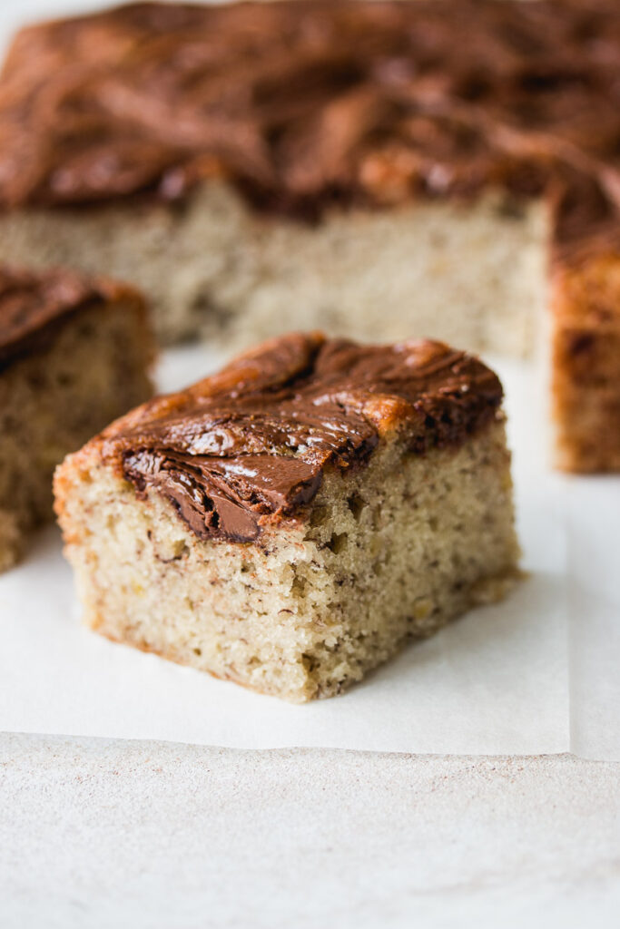 banana nutella cake