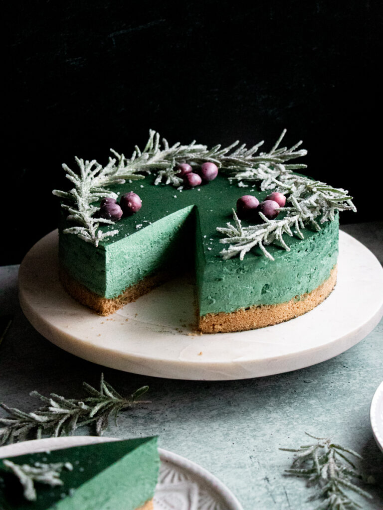 green spirulina cheesecake (dye-free, no-bake)