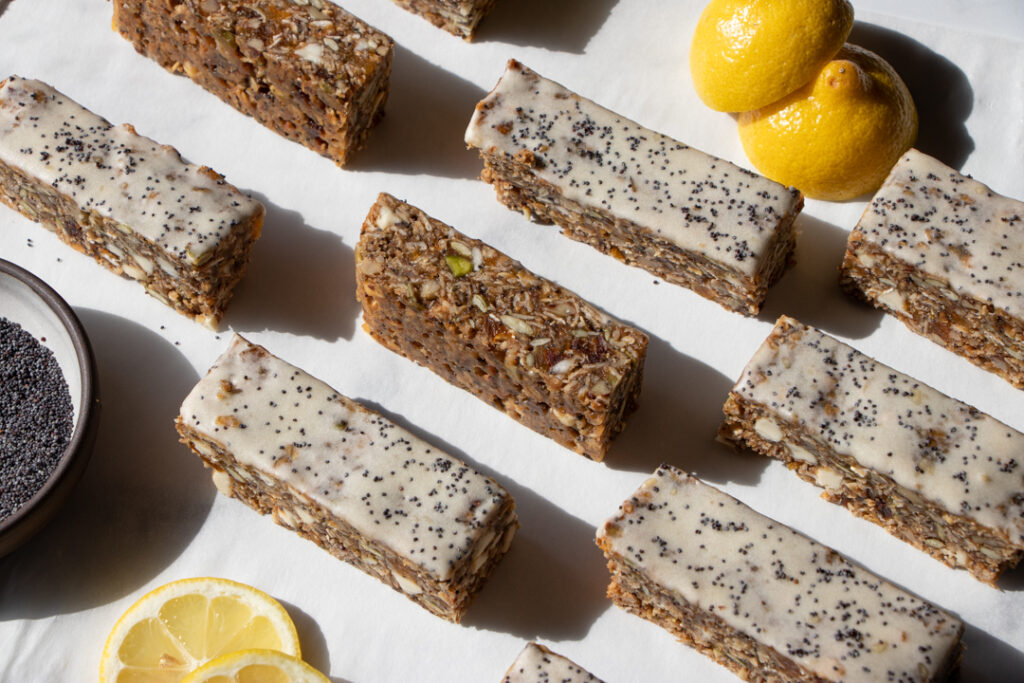 lemon poppyseed granola protein bars